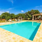 Villa Denise By *
